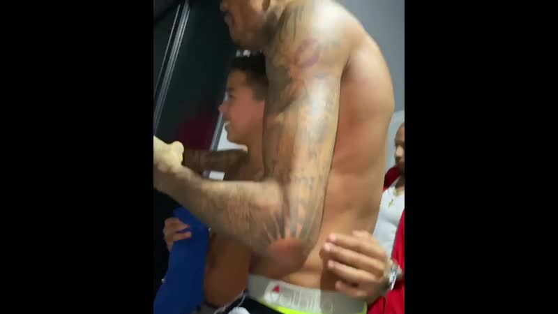 Blueface встретился со своим главным фанатом в амстердаме