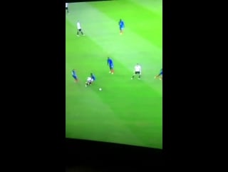 Mesut özil vs payet and matuidi