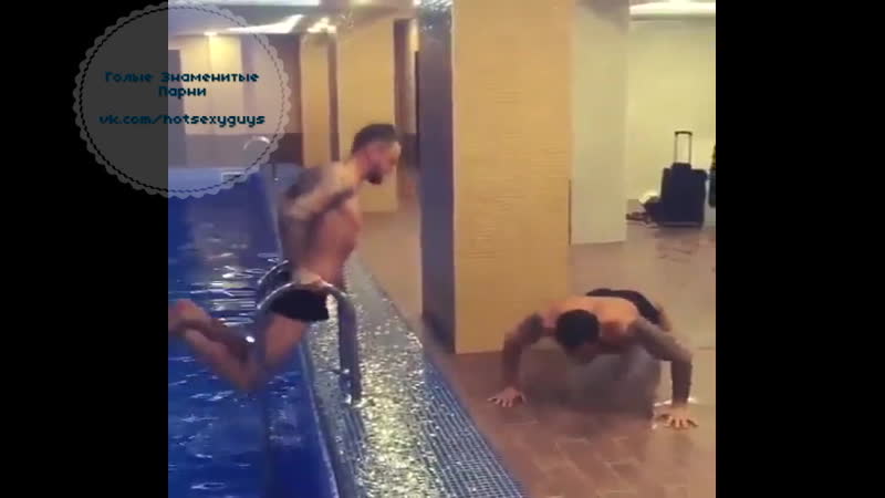 Обнажённый егор крид