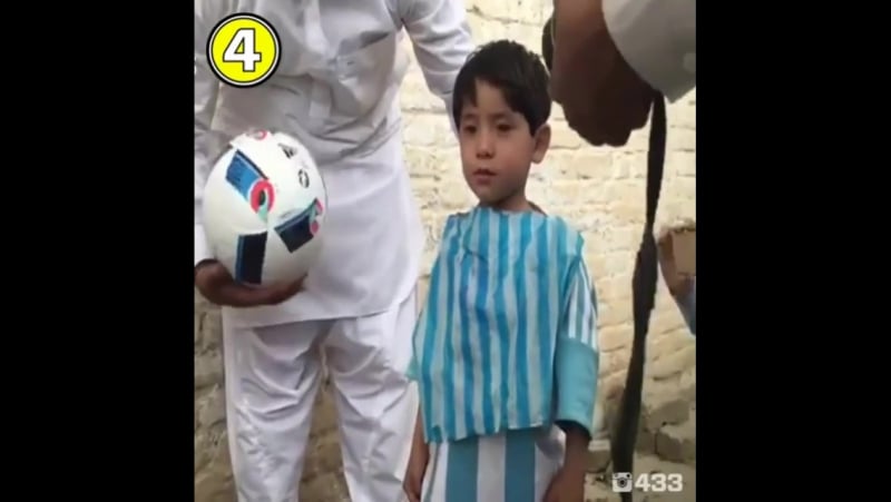 Мессі зустрівся з хлопчиком, який зробив "футболку" збірної аргентини з пакета