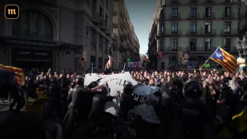 Столкновения сторонников независимости каталонии с полицией