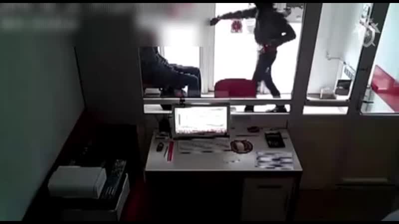 Ограбление фанатами аниме