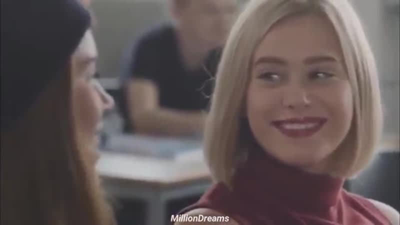 Noora &amp; eva ; i kissed a girl (español)