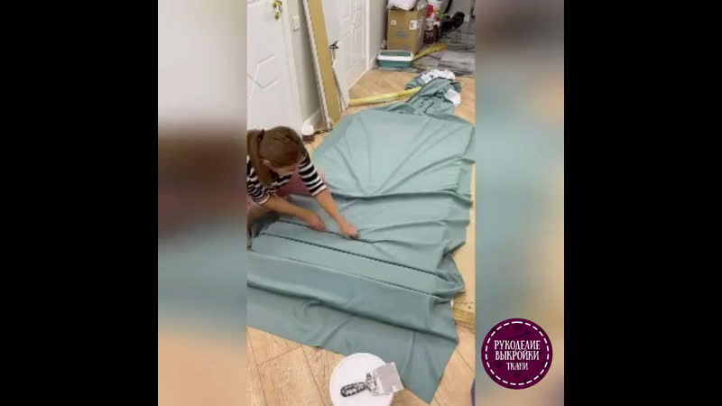 Изголовье кровати