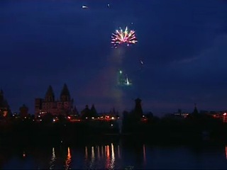 Высотный фейерверк (35)