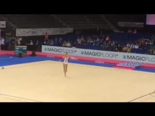 Anna rizatdinova hoop qualif wc stutgart 2015