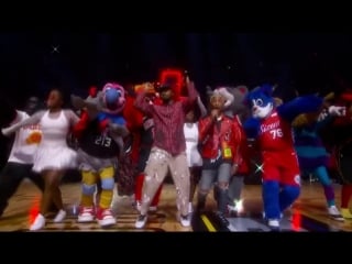 N e r d 2018 nba all star halftime performance pharrell migos!!!