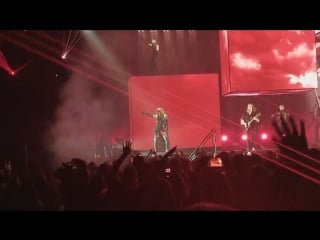 Shania twain man! i feel like a woman! (tacoma, usa may 3, 2018)