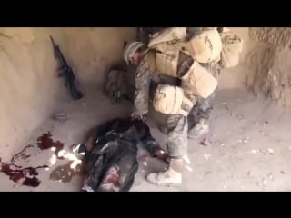 Американские освободители в афганистане э, а у него не было оружия?! ну да, похоже не было! ладно, просто труп спрячь и п