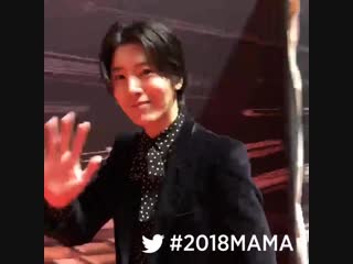 Mama 2018mama fans choice in japan here comes minue on mamaredcarpet mama mama10 likemama 2