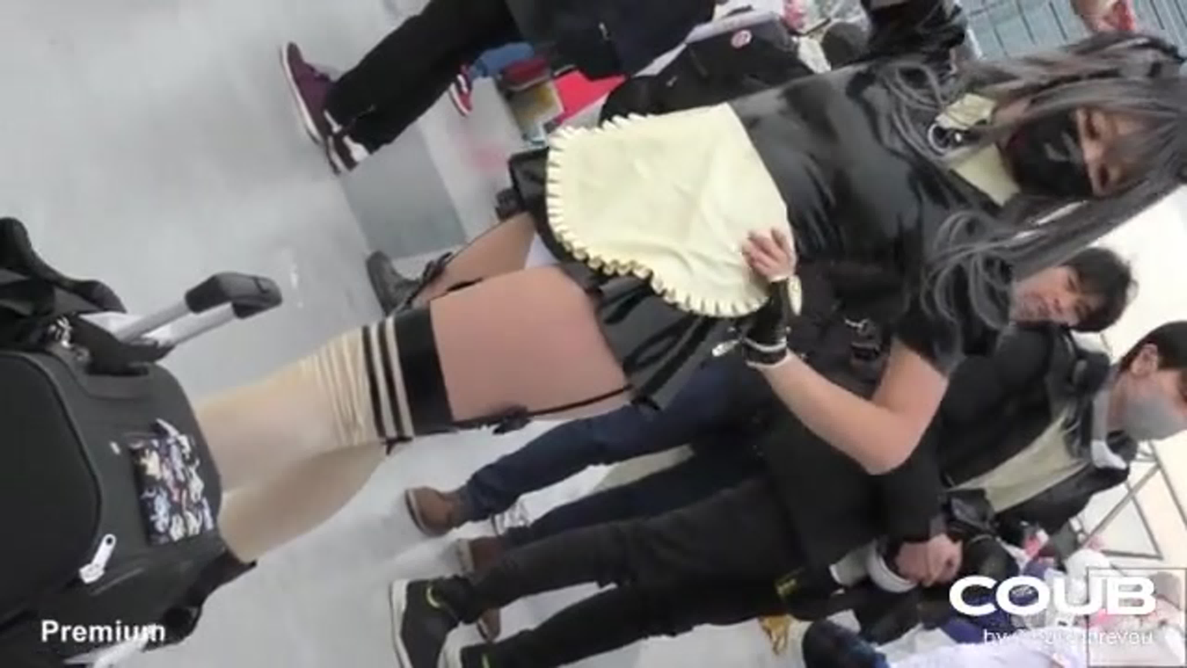 Madoka tsukimiya comic market c97 cosplay 3rd day 24 watch online