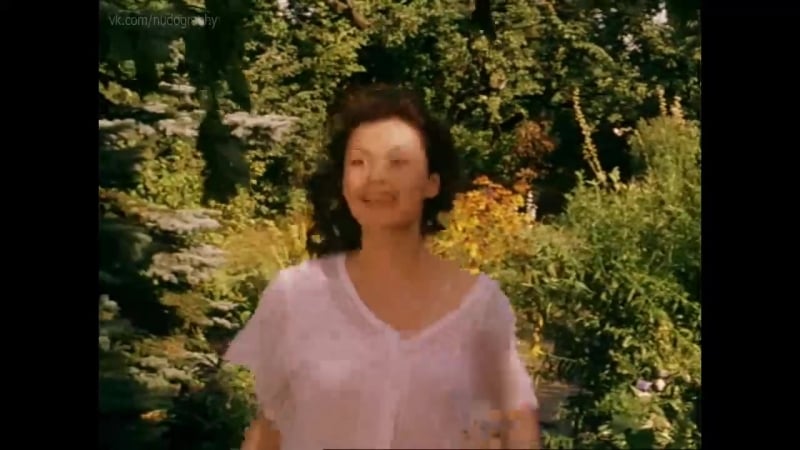 Әйел үлкен сиқырды көрді Кунилингус екі аққұбаға