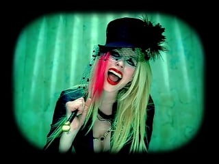 Avril lavigne hot (2007) [hd remastered] 1080p