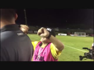 Марадона танцует в раздевалке