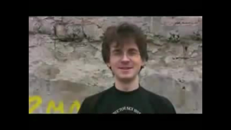 Меня зовут виталя я реальный кекс!