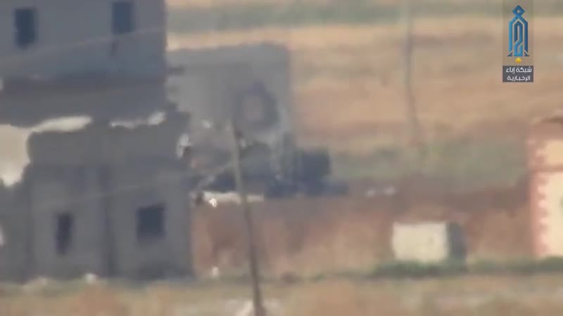 Боевики "хейят тахрир аш шам" заптурили гантрак с 57мм орудием на севере провинции хама