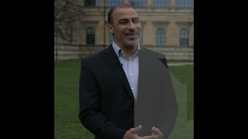 "ливия строила африканский центральный банк и готовилась запустить африканскую золотую валюту мы назвали это золотым динаджем