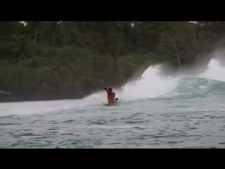 Leisure got it bad surfing greenbush in mentawai, indonesia