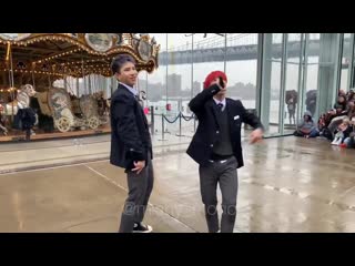 Fancam | 091219 | a c e old town road @ busking in new york