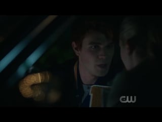 Riverdale 2x09 betty and archie kiss scene mp4