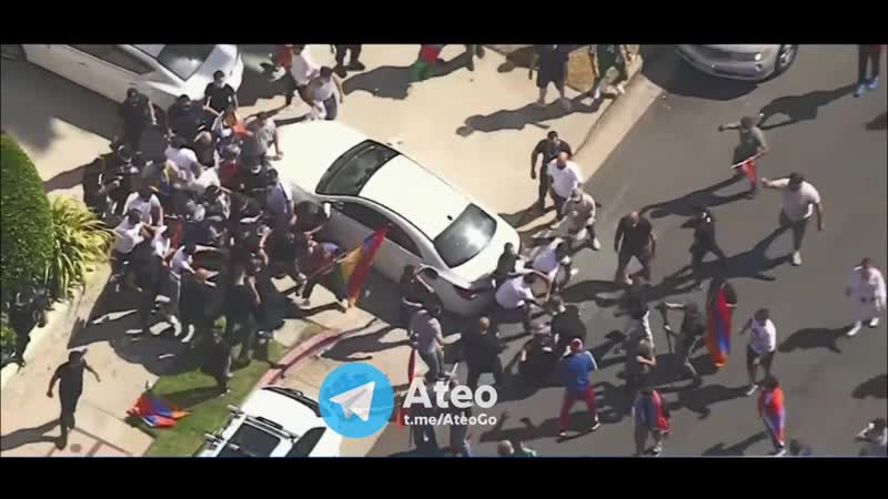 Армяне и азербайджанцы дерутся в америке
