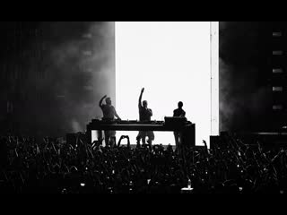 Swedish house mafia intro (live at ushuaïa ibiza, 2019) | we rave you