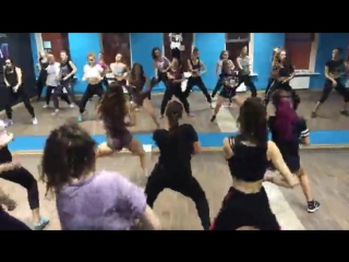 Anna stukacheva dancehall female beginners group | dance4u