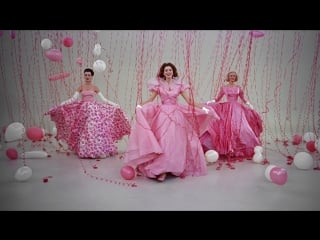 Think pink! kay thompson (funny face 1957)