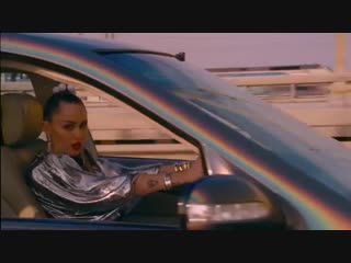 Mark ronson nothing breaks like a heart (official video) ft miley cyrus