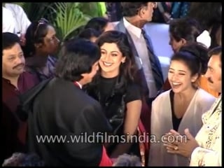 Amitabh bachchan, shilpa shetty and manisha koirala on the sets of lal badshah