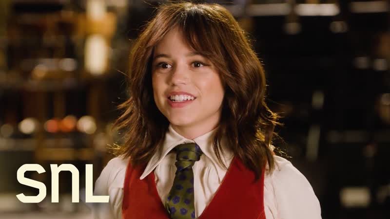 Дженна ортега лениво танцует