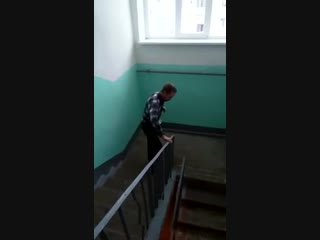 Алкаш пришел за бодун drunk came for a bottle tough