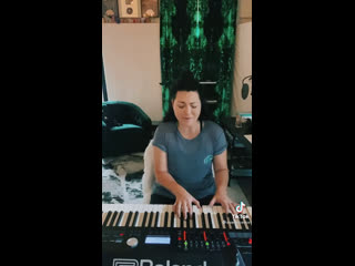 Amy lee (evanescence) tik tok