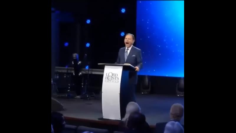 Телепроповедник смеется над заявлениями сми о том, что джо байден победил на выборах и станет президентом