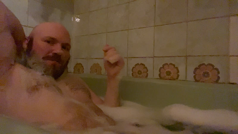 Sklaveandreas porn video – Sklaveandreas im bad