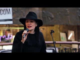 Jessie j bang bang (acoustic in camden) for transmitter live