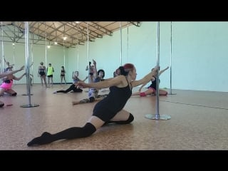 Юнона юникова в pole dance лагере пилония