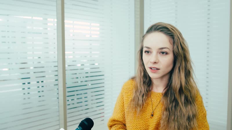 Рина гришина "маленькая девочка в большой стране"