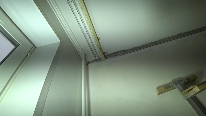 Скрытая ниша с перегибом