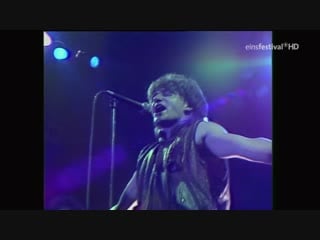 U2 an cat dubh; into the heart – 1981 { live in berlin
