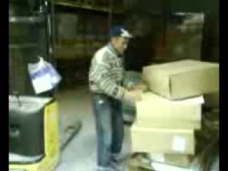 Отжигает качество плохое но звук слышно хорошо!!!