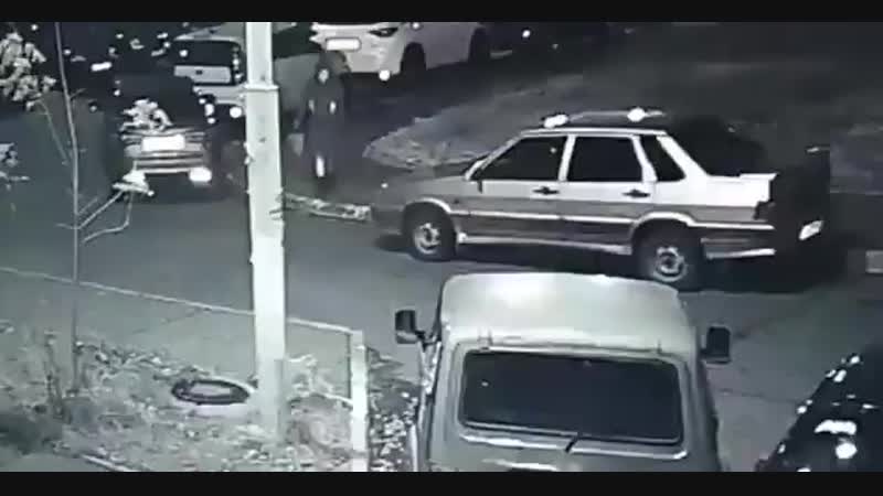 В нижнекамске бездомный нашел в мусорном баке новорожденного ребенка