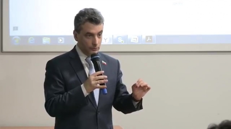 Лев шлосберг о медицинской реформе и о ситуации с местным самоуправлением в псковской области