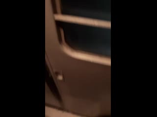 Дрочу в электричке