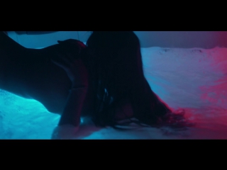 In this moment – scarlet