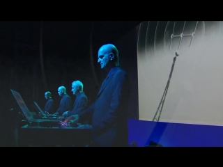 Kraftwerk radioactivity live