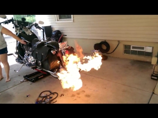 Hot licks exhaust flamethrower on 03 heritage spri