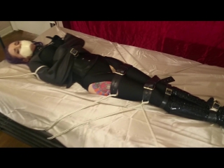 Fionastraight2 (shinybound)