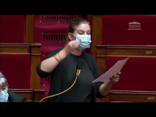 Mathilde panot recadre la macronie