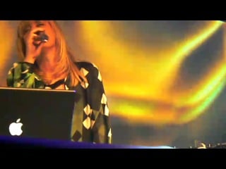 Róisín murphy overpowered (live at noite green ray, lux, lisbon, )